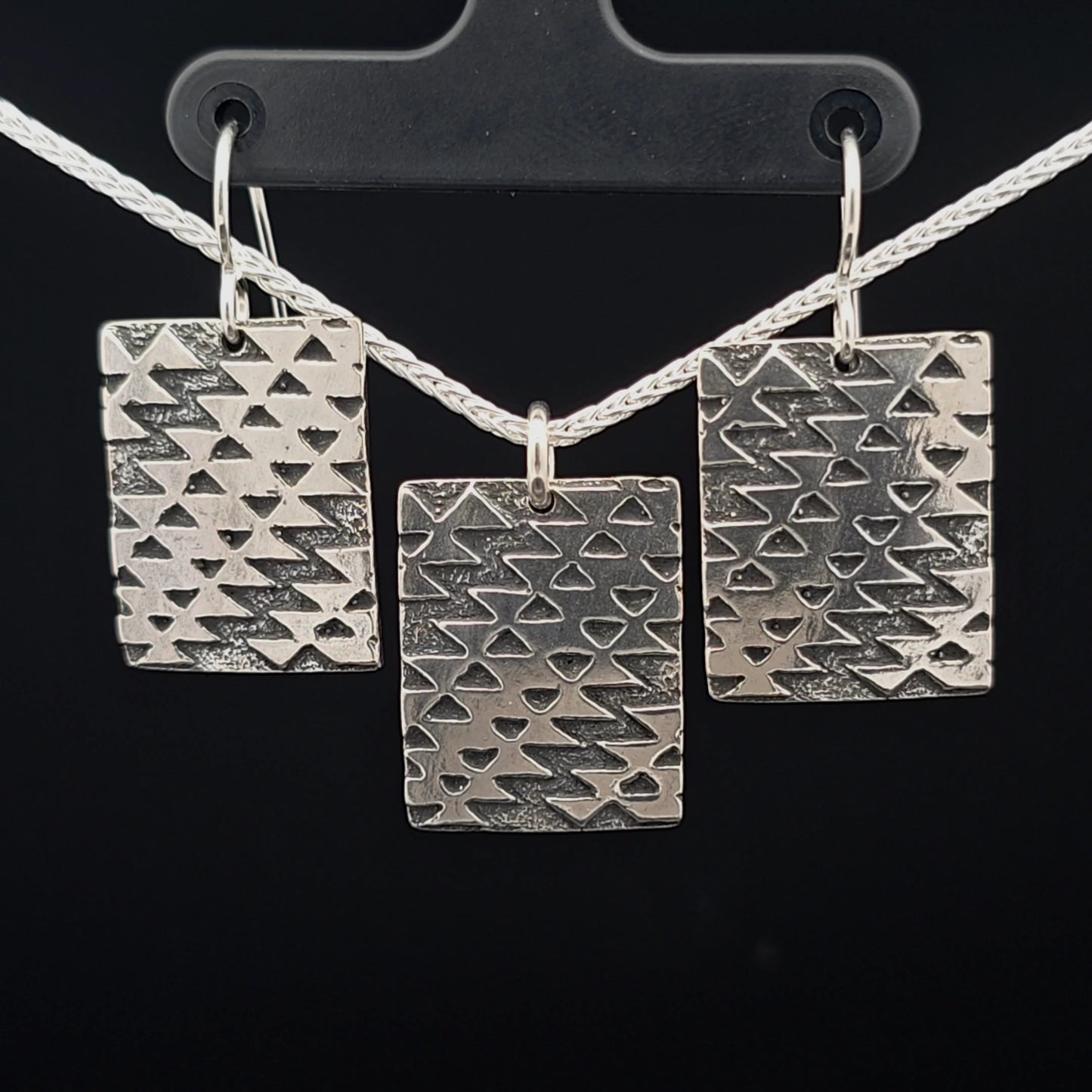 #16 Silver Earring and Pendant Necklace Set - Stairway to Heaven Design