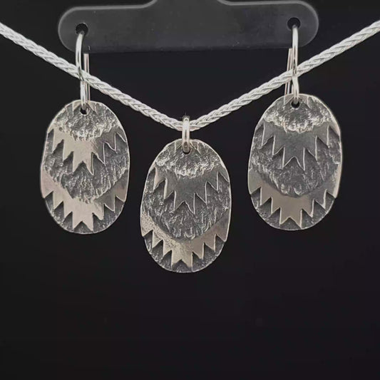 #20 Silver Earring and Pendant Necklace Set - Resting Swallow Tail Design